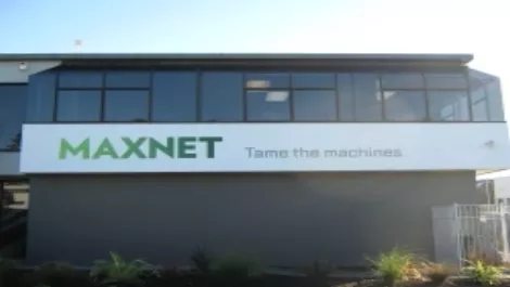 Blding front entrance 250