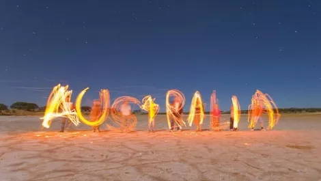 Aus