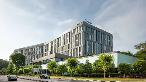 CapitaLand Ascendas REIT buys S$1.4bn assets, enters Japan