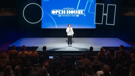 carsales unveils new retail channel and some AI tools